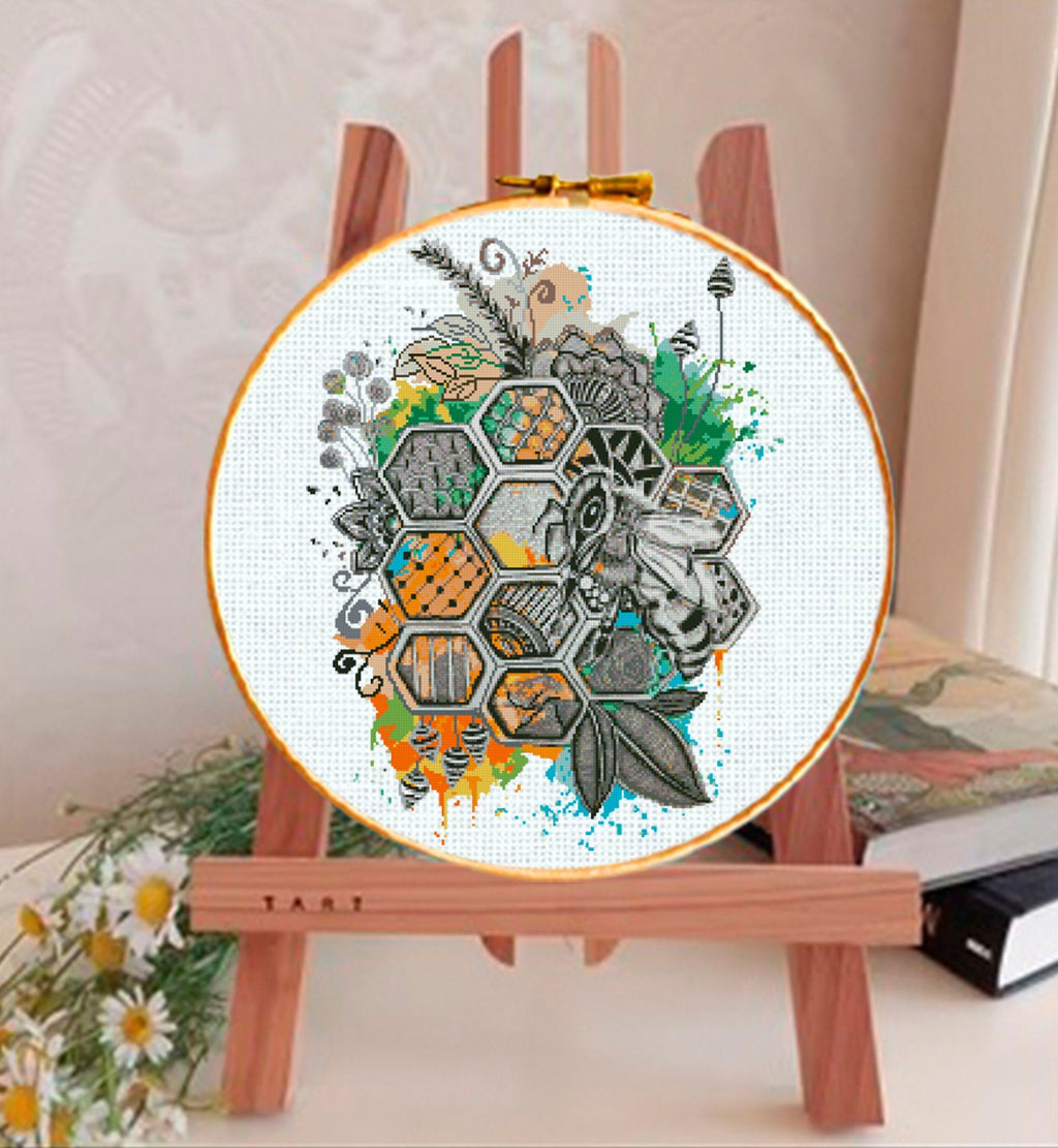 Bee Cross Stitch Pattern PDF, Honeycomb Bee Embroidery Design, Botanical Bee Cross Stitch Chart, Pollinator Nature Needlepoint, download - NuttyHappyHobby